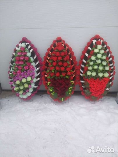 Венки,корзины,лодочки,поляны