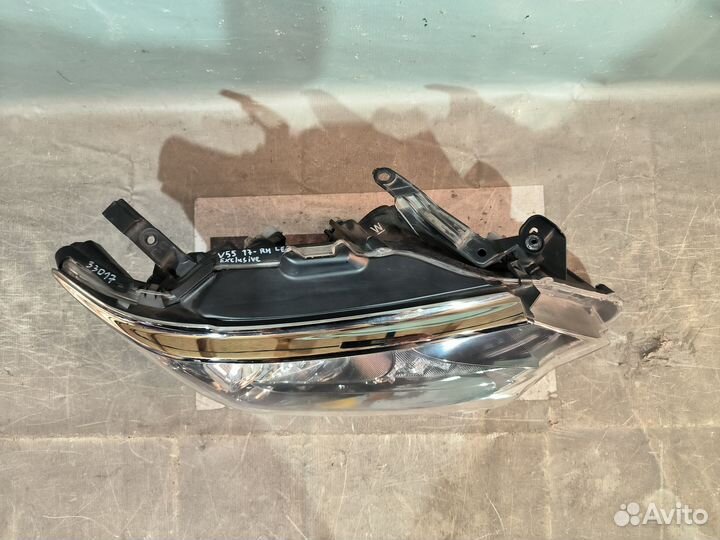 Тойота Камри V55 2017- Фара правая exclusive 33017