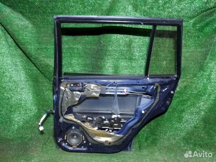 Дверь задняя правая Toyota Caldina ST190