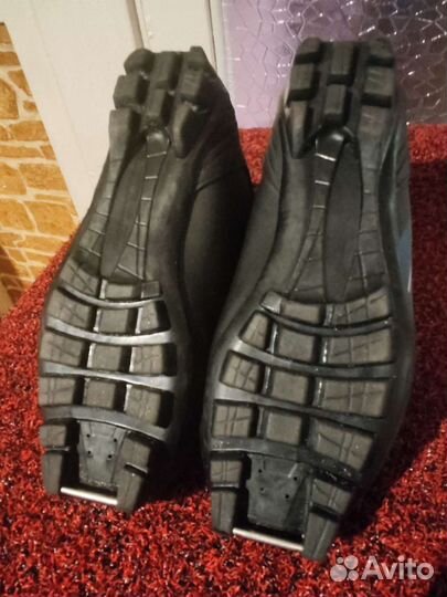 Беговые лыжи