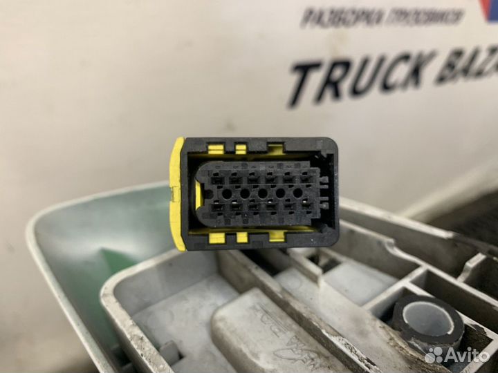 Зеркало заднего вида боковое правое Daf XF106