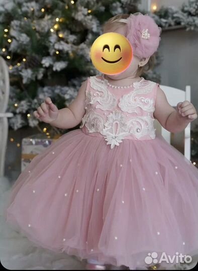 Нарядное платье на годик