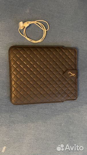 iPad Wi-Fi + Cellular (3-го поколения)