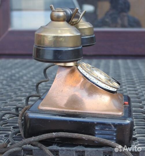 Антикварный телефонный аппарат (телефон )