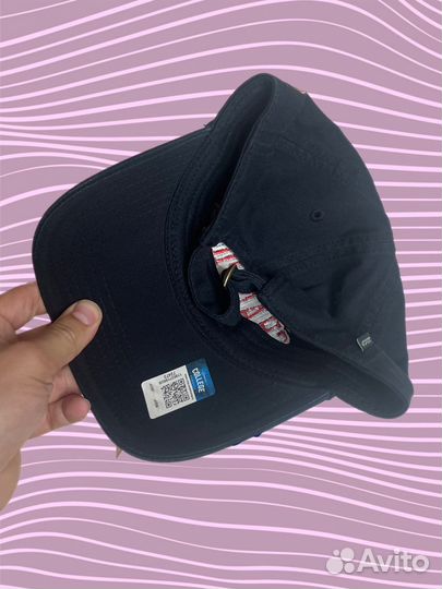 Бейсболка новая