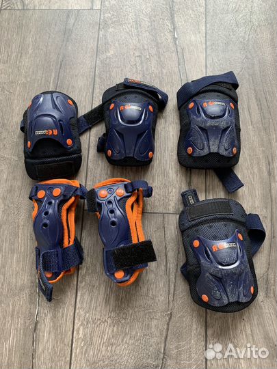 Защита для катания на роликах наколенники
