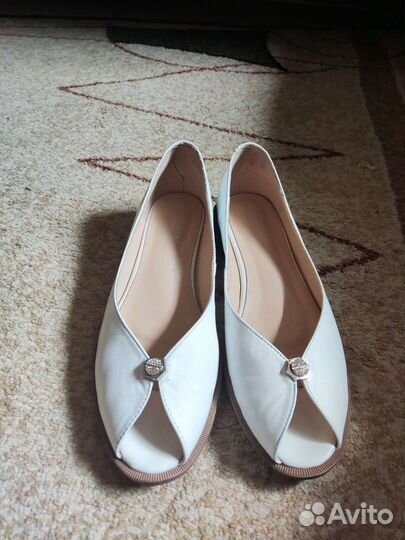 Балетки (босоножки) кожаные