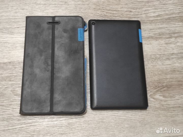 Планшет Lenovo TAB 3 Essential 710i