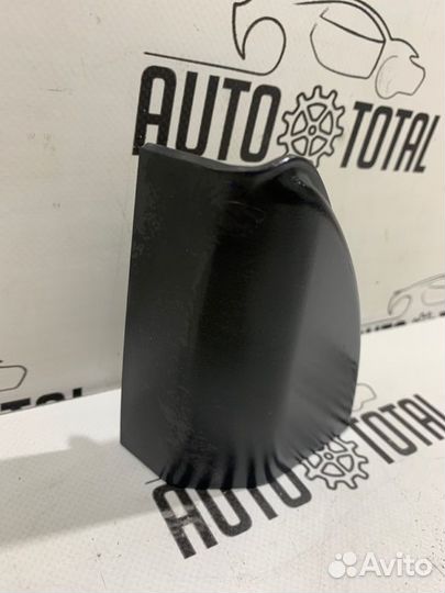 Накладка зеркала двери левая Chevrolet Cruze J300