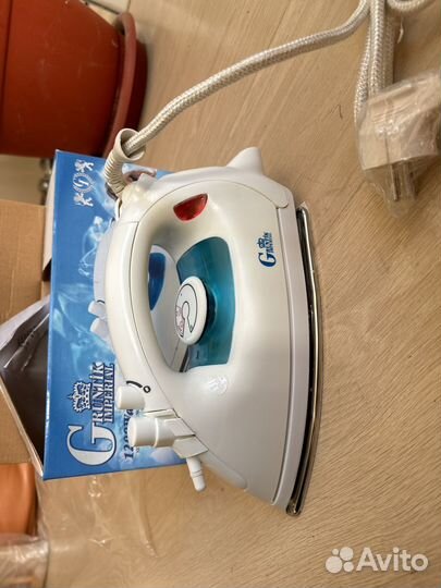 Утюг с парогенератором новый