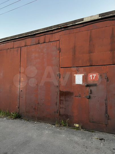 Гараж, > 30 м²