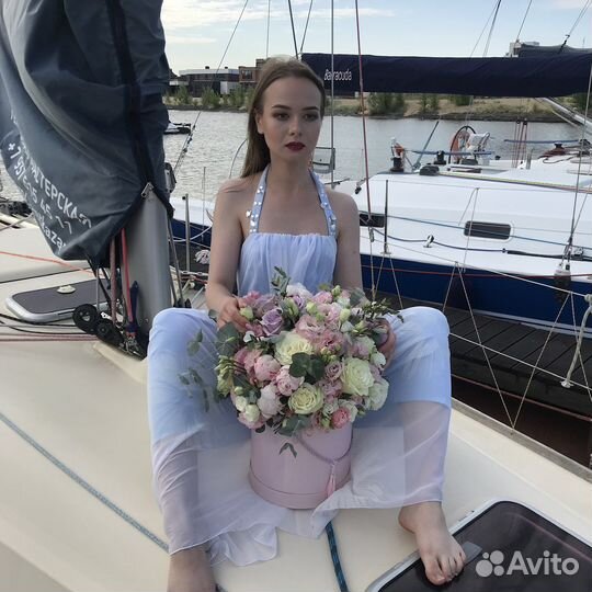 Букет в шляпной коробке