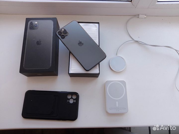 iPhone 11 Pro Max, 64 ГБ