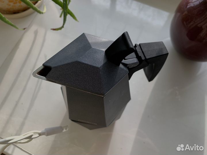 Гейзерная кофеварка Polaris Kontur-4C 200 мл