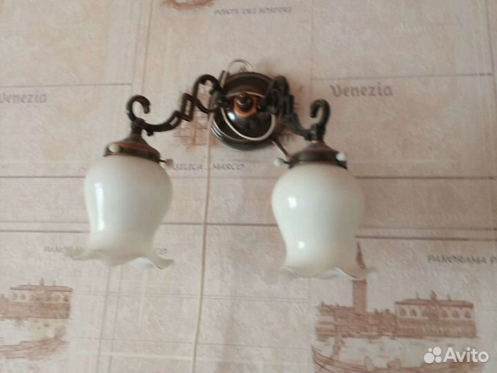 Светильник букет-3 настенный