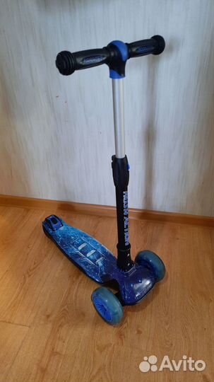 Продам детский самокат