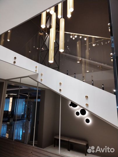 Ограждение из стекла для бизнес центра