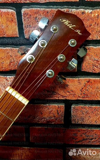 Гитара Эстрадная Вестерн с вырезом