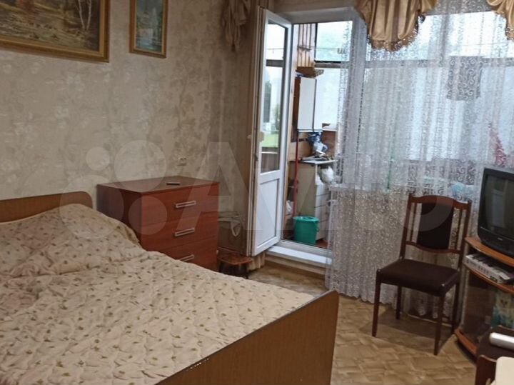 2-к. квартира, 57 м², 6/10 эт.