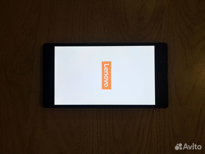 Планшет Lenovo tab3 7 LTE