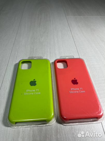 Оригинальные чехлы на iPhone