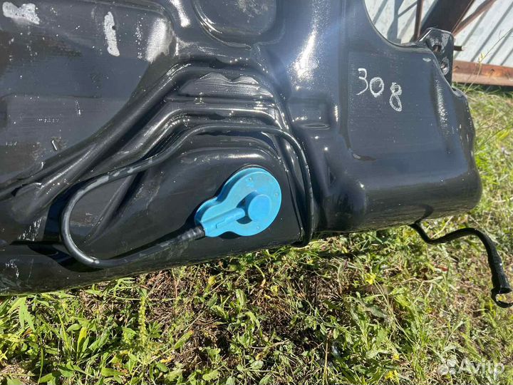 Бензобак Peugeot 308