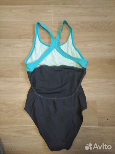 Купальник для бассейна 140