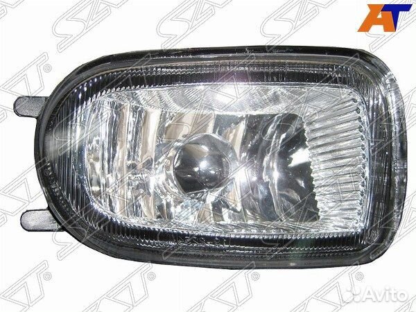 Противотуманная фара правая Nissan Sunny FB15