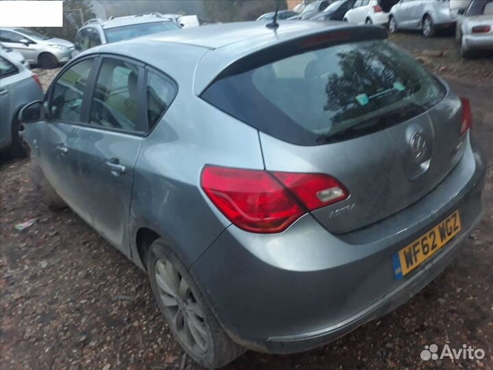 Двигатель б/у Opel Astra J 2012-2018