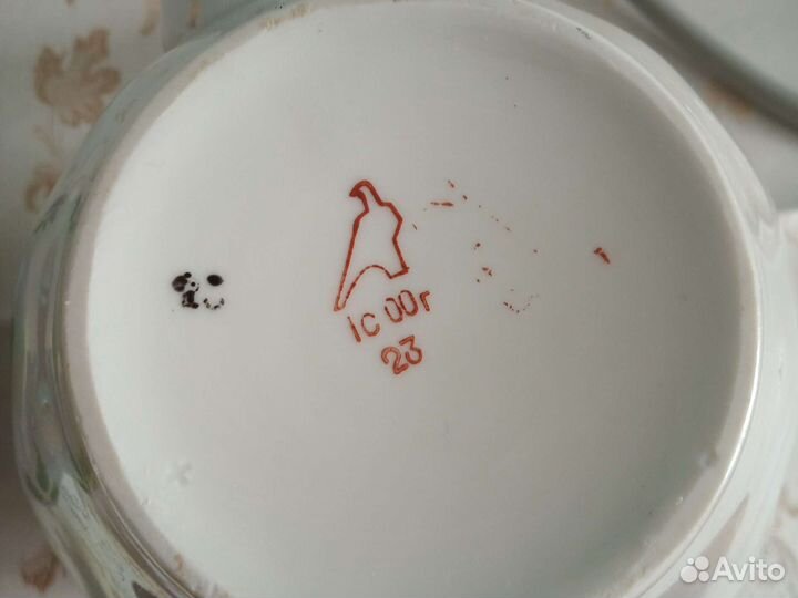 Сахарница и чайничек Дулево