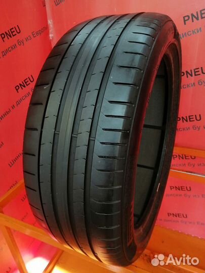 Pirelli P Zero PZ4 245/45 R21 104Y