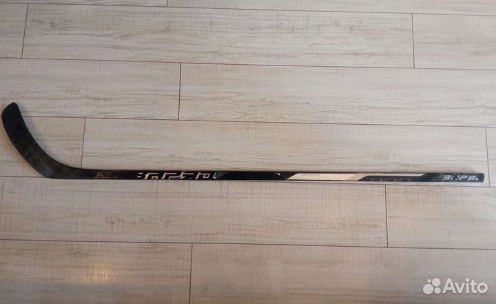 Хоккейная клюшка заряд т 100 чиненная под ремонт