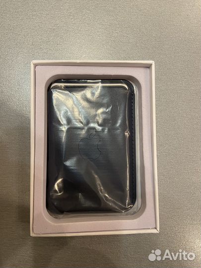 Магнитный кошелек для карт MagSafe