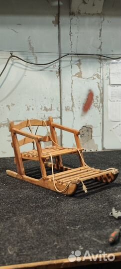 Детские санки деревянные