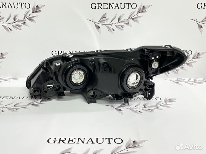 Фара правая галоген Honda Civic 8 4D дорест 06-09