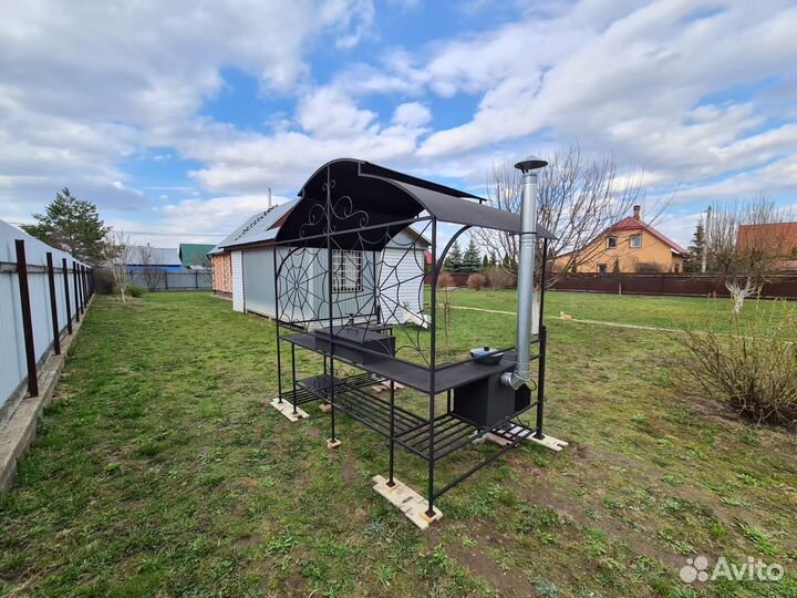 Беседка с мангалом