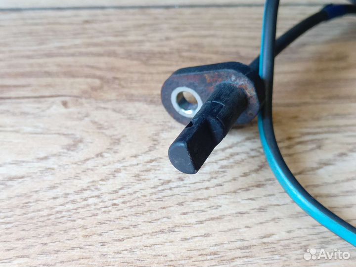 Датчик ABS honda civic 4d задний левый