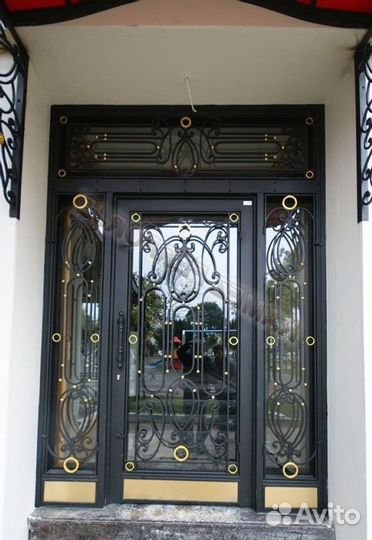 Дверь входная металлическая с ковкой