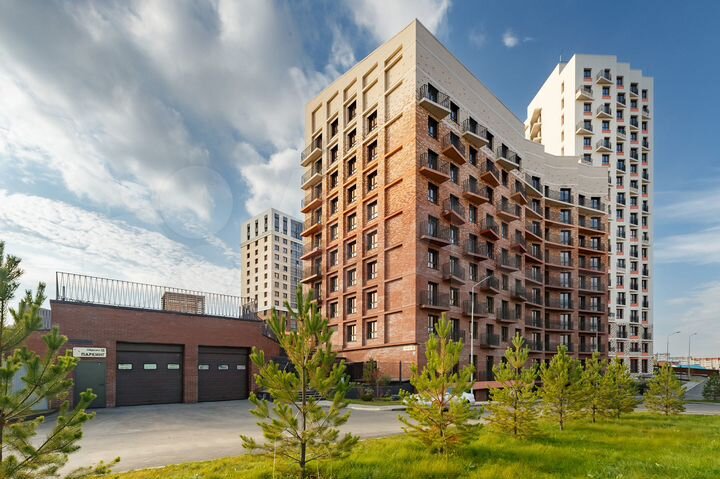 Машиноместо, > 30 м²
