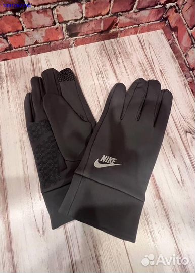 Перчатки Nike новые