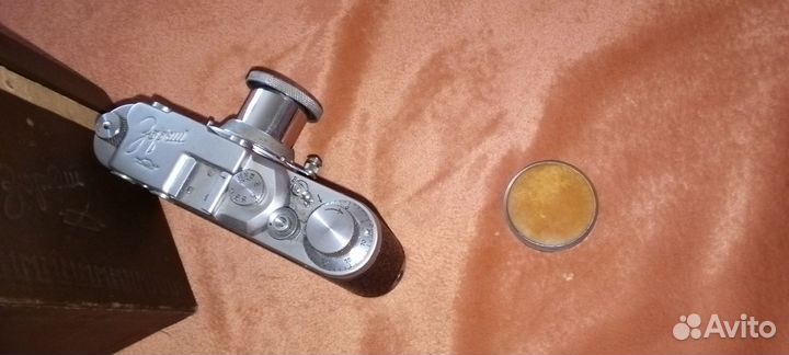 Пленочный фотоаппарат Зоркий в коробке