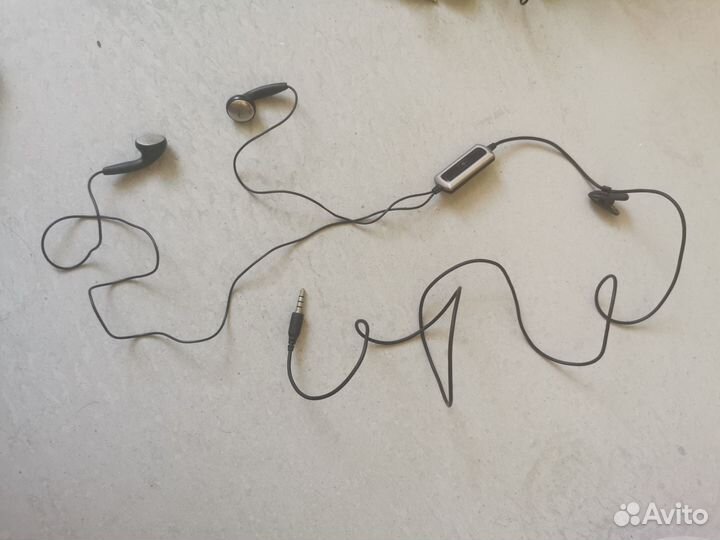 Гарнитура наушники LG, Samsung, Sony Ericsson