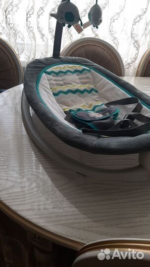 Шезлонг детский с вибрацией