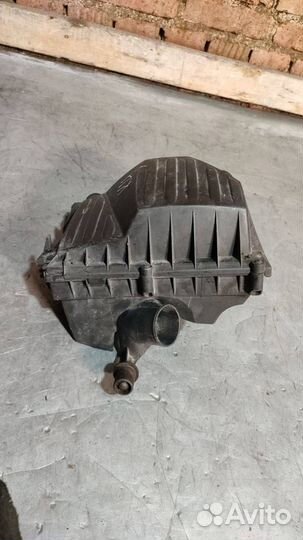 Корпус воздушногo фильтра Opel Corsa C 2003