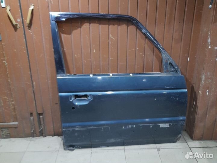 Дверь передняя правая паджеро 2 91-96