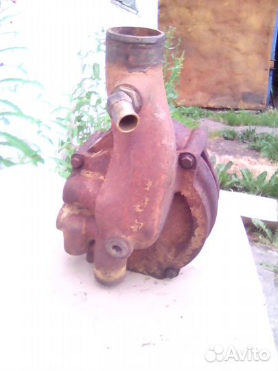 Помпа двигателя Катерпиллер С 15