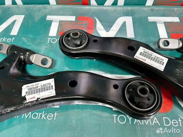 Рычаг подвески передний Toyota Camry ACV51