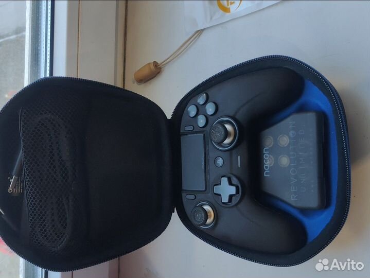 Nacon revolution unlimited pro controller(PS4 ps5)