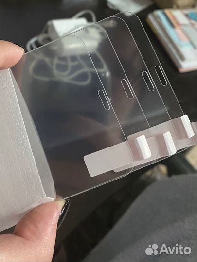 Защитное стекло на iPhone 11 и iPhone xr