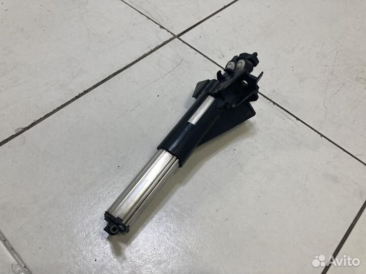 Форсунка омывателя фары Citroen DS5 K